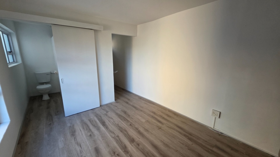 5 Bedroom Property for Sale in Dana Bay Western Cape